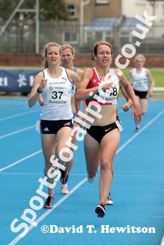 Steph Twell wins the 1500 metres beating Amy Campbell at the Scottish Championships, Scotstoun  Stadium, Glasgow.